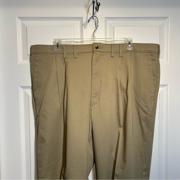 Wrangler Comfort Men's Khaki Pants 44 X 30 - Picture 2 of 9
